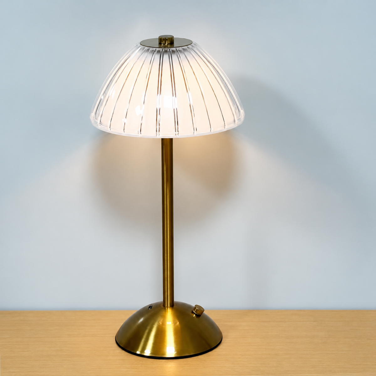 Lampe de table LED effet cristal