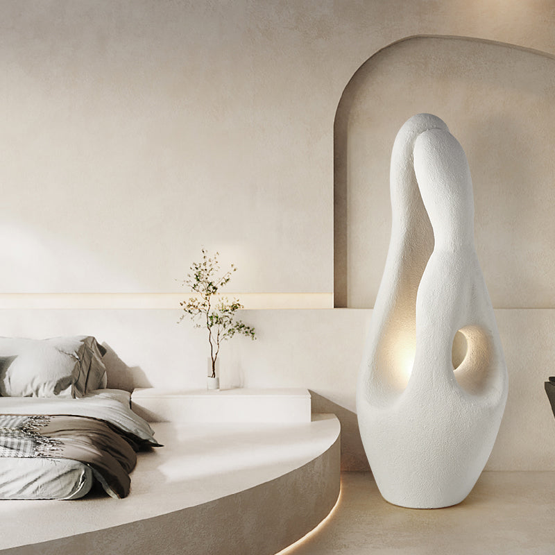 Lampadaire sculptural moderne