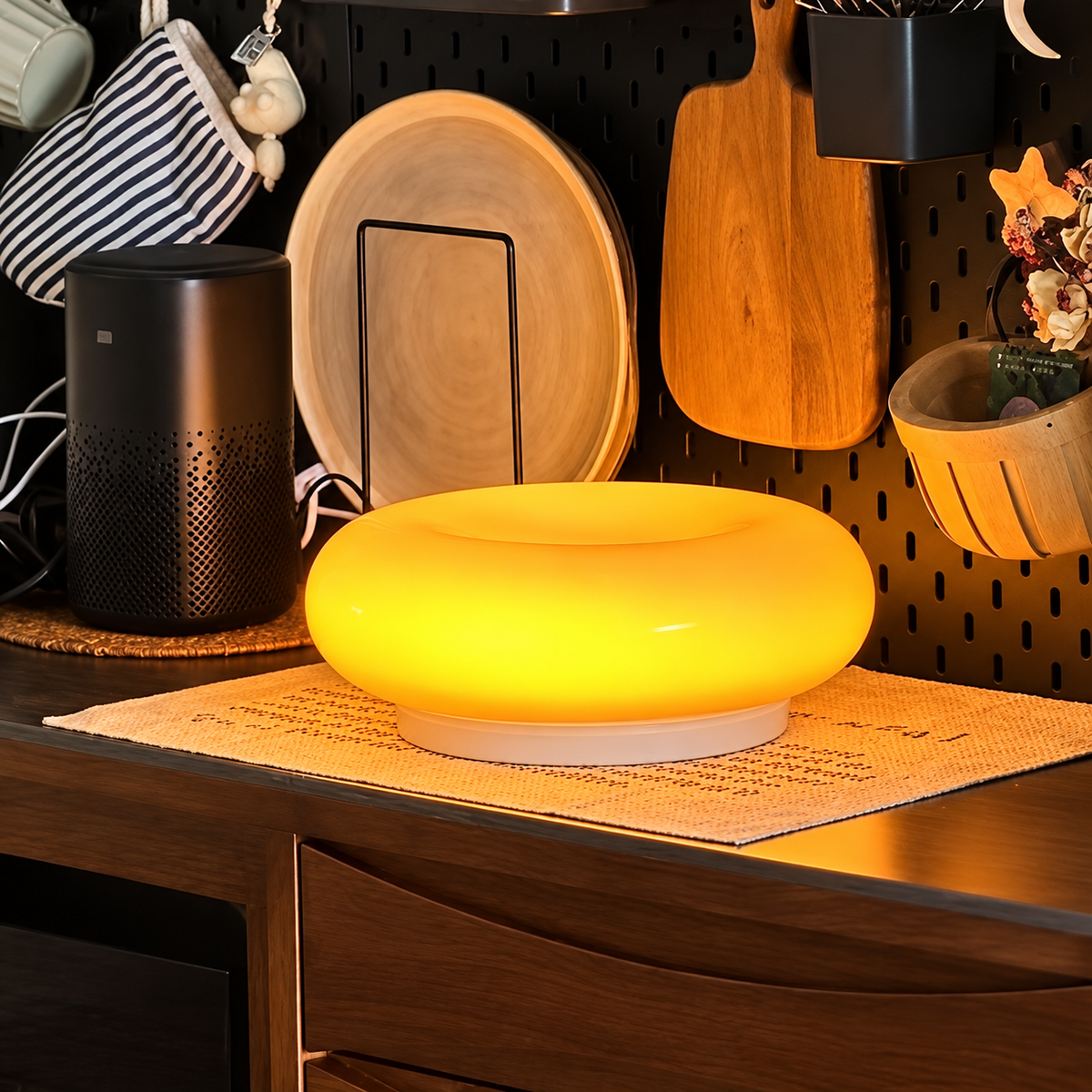 Retro Donut Lamp – Table or Wall, Touch Control